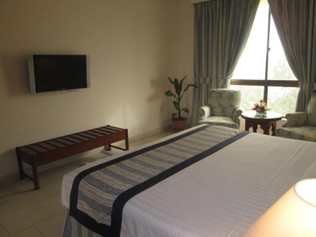 Beach Luxury Hotel Карачи Экстерьер фото