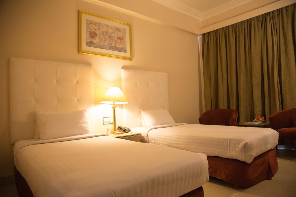 Beach Luxury Hotel Карачи Экстерьер фото