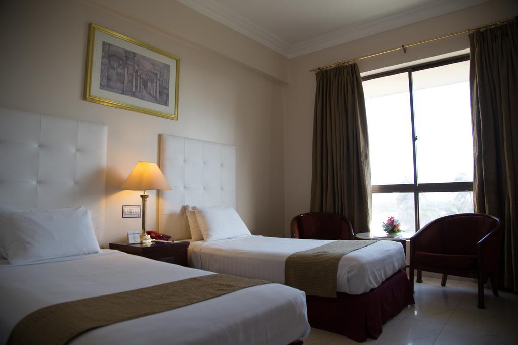 Beach Luxury Hotel Карачи Экстерьер фото
