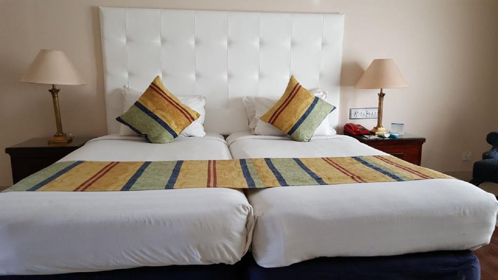 Beach Luxury Hotel Карачи Экстерьер фото